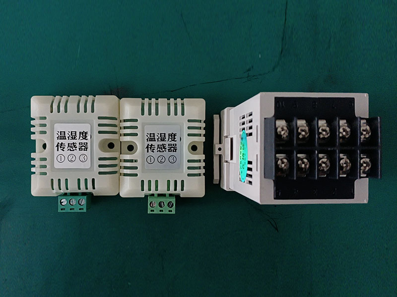 <b>双路温湿度控制器PED-200B</b>